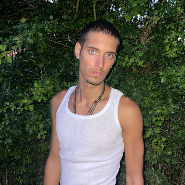 Adam Rom